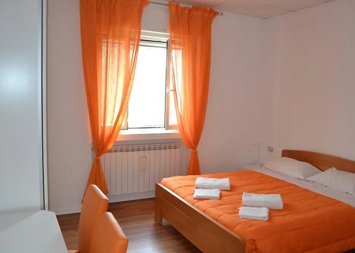 Mikeze Jakeze * Triest